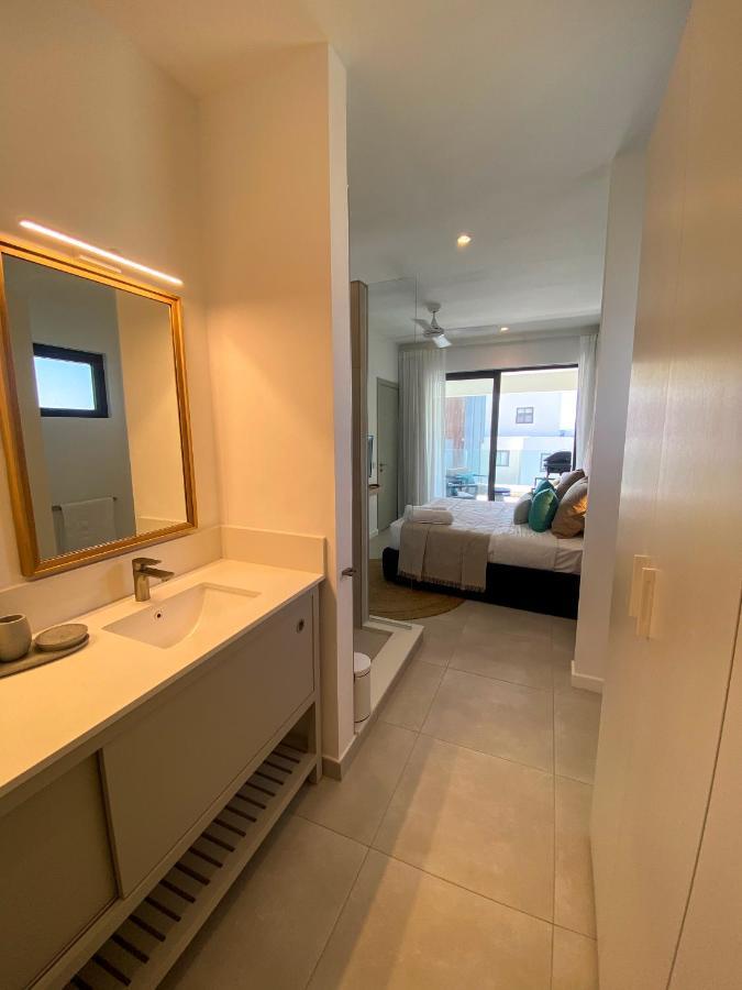 Eastern Blue - Sea View Luxury Apartment Poste Lafayette Esterno foto